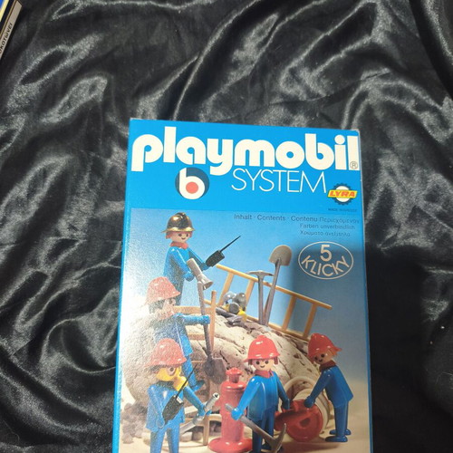 Playmobil LYRA 5 Klicky Firefighters set, vintage