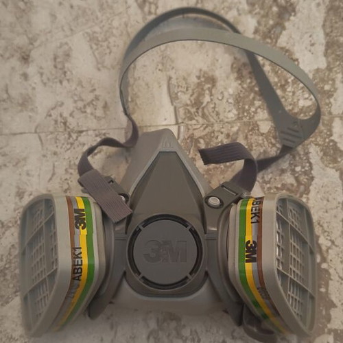 3M Half Face Mask with Filters like new