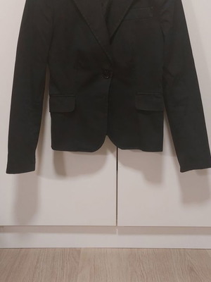 Zara γυναικείο σακάκι μεταχειρισμένο, μαύρο, μέγεθος M, λείπει ένα κουμπί