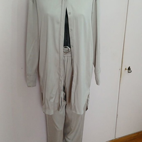 Women's set jacket and pants like new, gray and beige