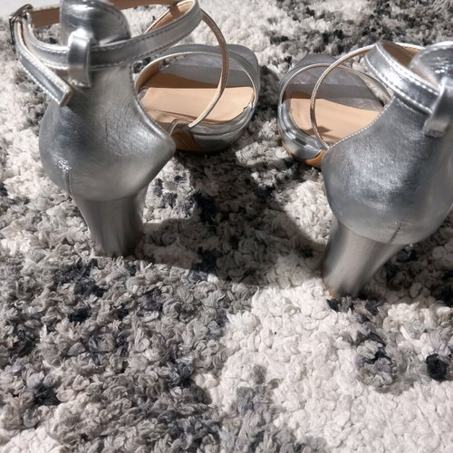 Ragazza 41 silver leather heels like new