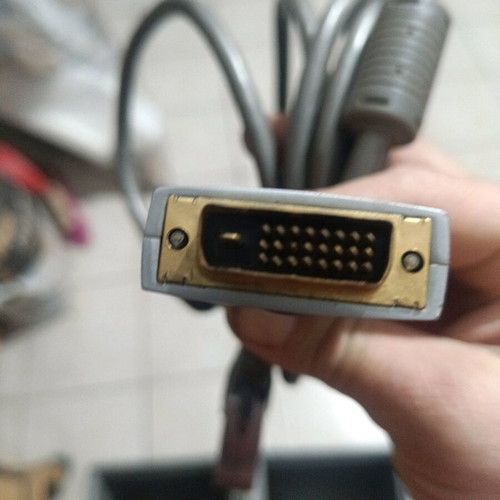 DVI-D male to DVI-D male cable 3 meters used