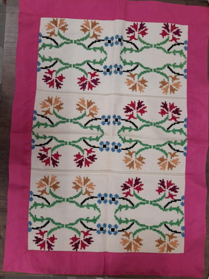 Floral towel new with magenta border design
