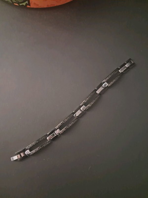 Steel bracelet/handcuff like new