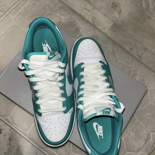 Nike Dunk Jade sneakers size 44, white and turquoise