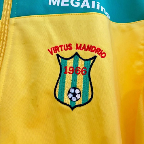 Virtus Mandrio sports jersey jacket XS kids yellow green