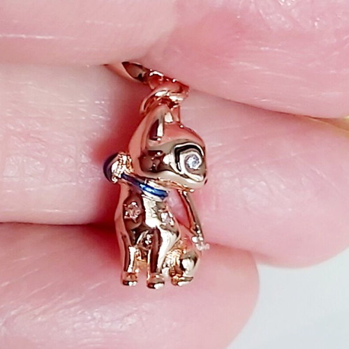 Silver talisman S925 test in pink shade.