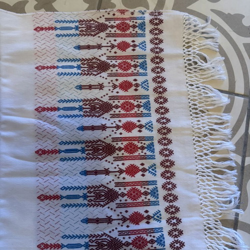 Tzevres handwoven table linen new with beautiful design 1.20x0.40