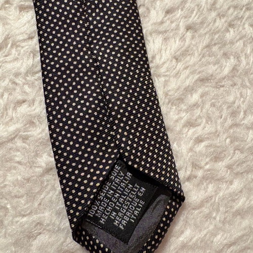 Silk tie like new