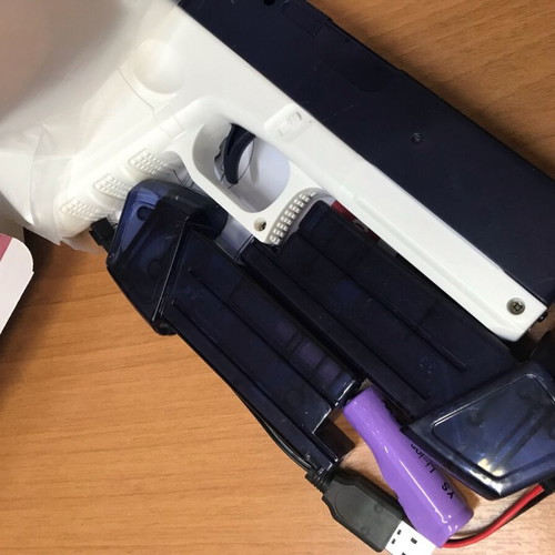 Electric water gun new, white-blue with detachable water tank