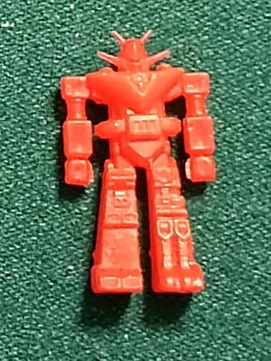Solpa alien figure used in very good condition