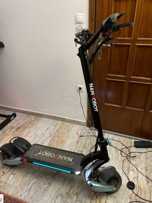 Nanrobot Lighting ηλεκτρικό πατίνι μεταχειρισμένο, 2×800 watt, 70+ χλμ αυτονομία