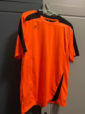 Pro Touch football shirt size medium like new