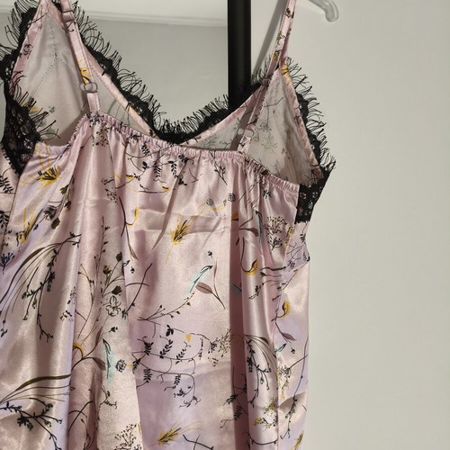 Anel satin top new, adjustable straps, black and pink