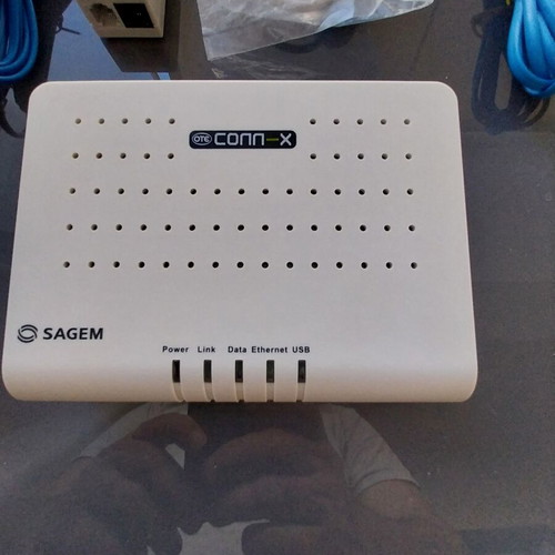 Sagem router with accessories and cables