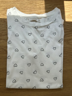 T-shirt Pull & Bear with hearts new, white, size S