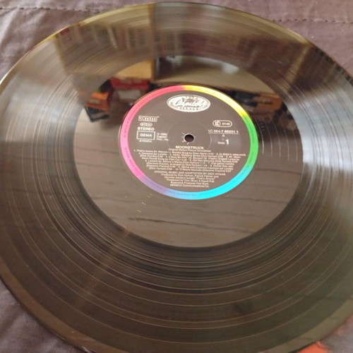 MOONSTRUCK, soundtrack