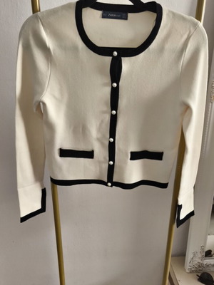 Ζακέτα Zara knit σαν καινούργιο, μέγεθος S, μπεζ με μαύρες λεπτομέρειες