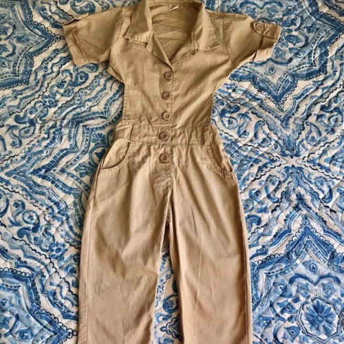Girls' jumpsuit beige like new, size 4 years