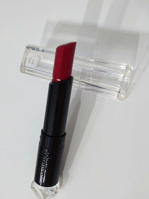 Guerlain lipstick La Petite Robe Noire 023 Ruby Ring like new