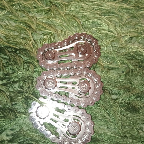 Gadget toy set of 3 pcs metal like new