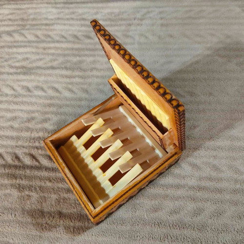 Wooden tobacco box vintage used from the 1970s with pyrography