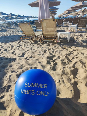 Inflatable beach ball