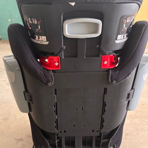Joie child car seat 15-36 kg like new