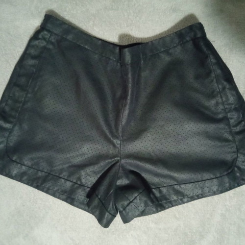 Zara high-waisted black shorts used, size Small (EUR36)