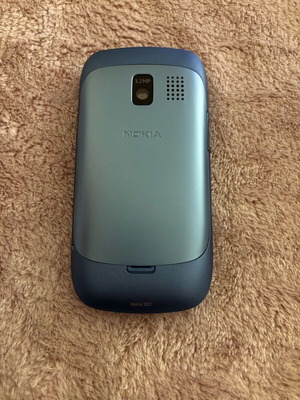 Nokia Asha 302 rare and collectible cell phone new