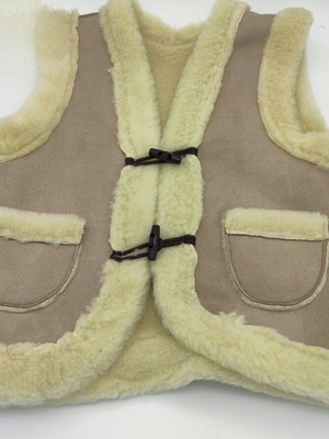 Children's vest made of natural wool new