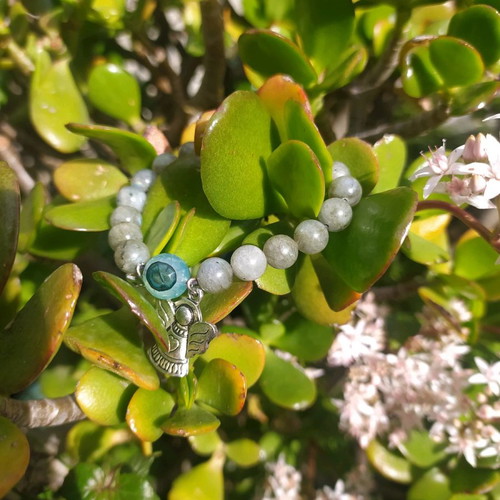 Handmade bracelet with semi-precious stones made to order