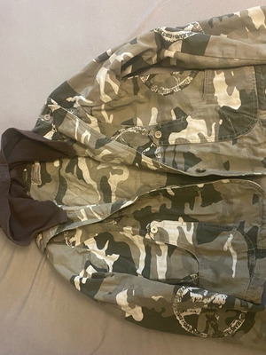 Camouflage jacket used, missing one button, size M
