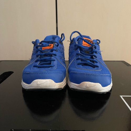 Nike blue athletic shoes like new, size 41