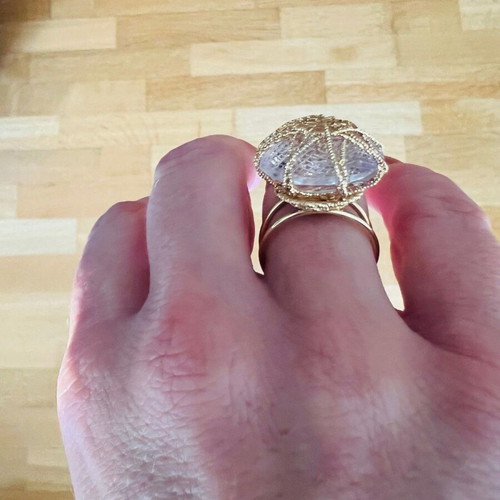 14K Gold Ring like new with pink quartz