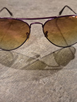 Ray Ban sunglasses used with pink lens, multicolor