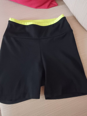 Woman Spor Biker Leggings like new, size S, black and green