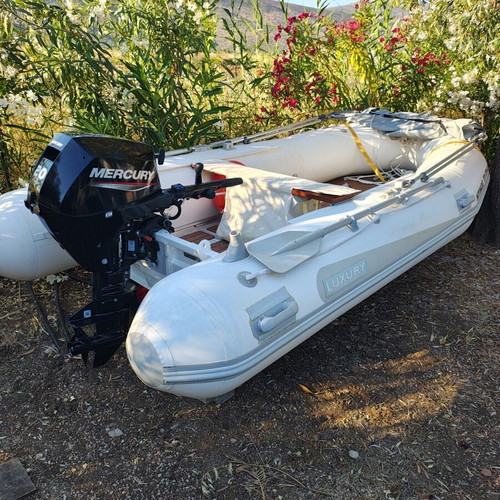 Calegari 3.80 Boat like new with Mercury 20HP engine