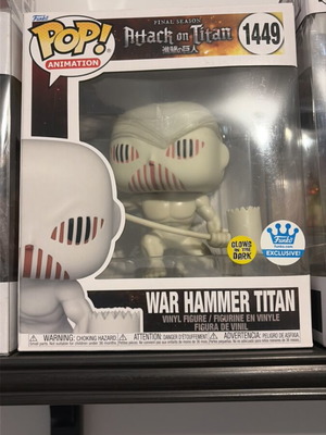 War Hammer Titan Funko Pop GITD exclusive new