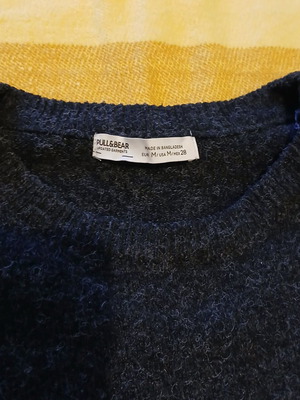 Μάλλινο πουλόβερ Pull & Bear μεταχειρισμένο, γκρι σκούρο, μέγεθος M