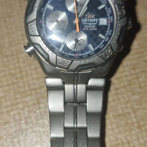 Orient titanium chronograph like new, gray and blue