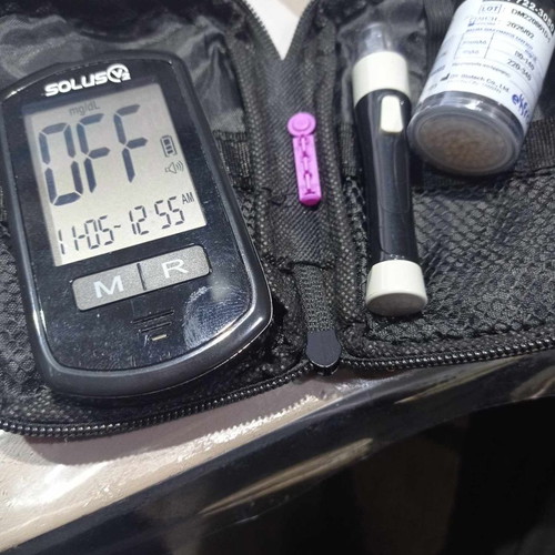Solus blood glucose meter used, minimally used