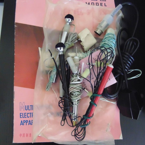 Portable professional electrotherapy device complete in case like new