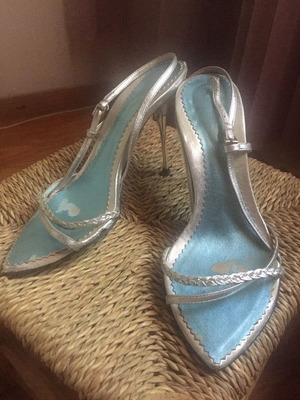 Esthissis silver sandals used, size 38