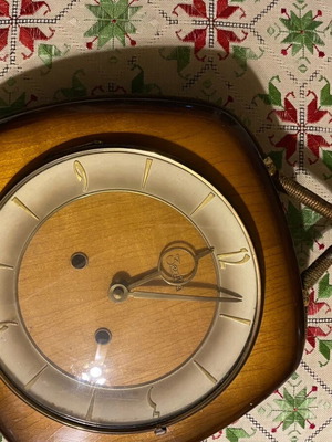 Wall clock from 1950 used with modern quartz mechanism