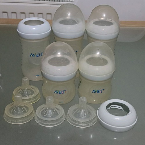 Philips Avent Natural baby bottles used, 5 pcs with 4 nipples size 3 and 6