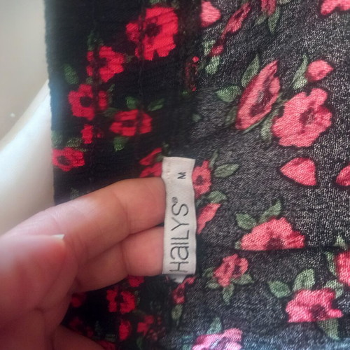 Two short summer skirts like new, floral design, size M
