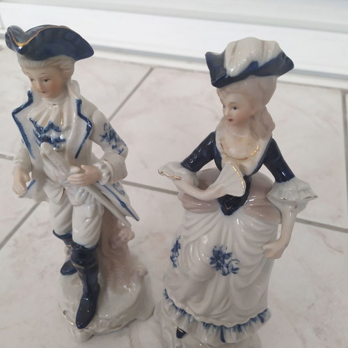 Vintage decorative figurine couple like new, 24 cm