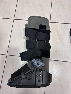 Ankle Brace Boot like new
