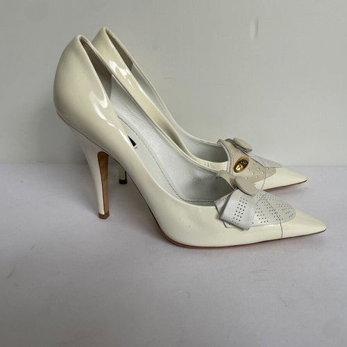 Louis Vuitton leather heels size 40 used, beige
